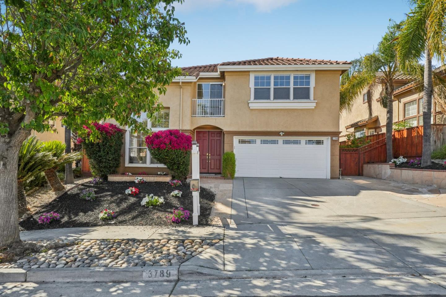 3789 Ashridge Lane