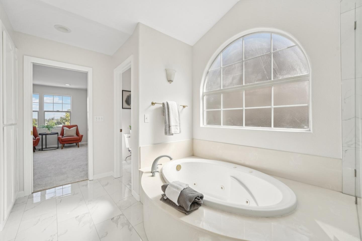 3789 Ashridge Lane