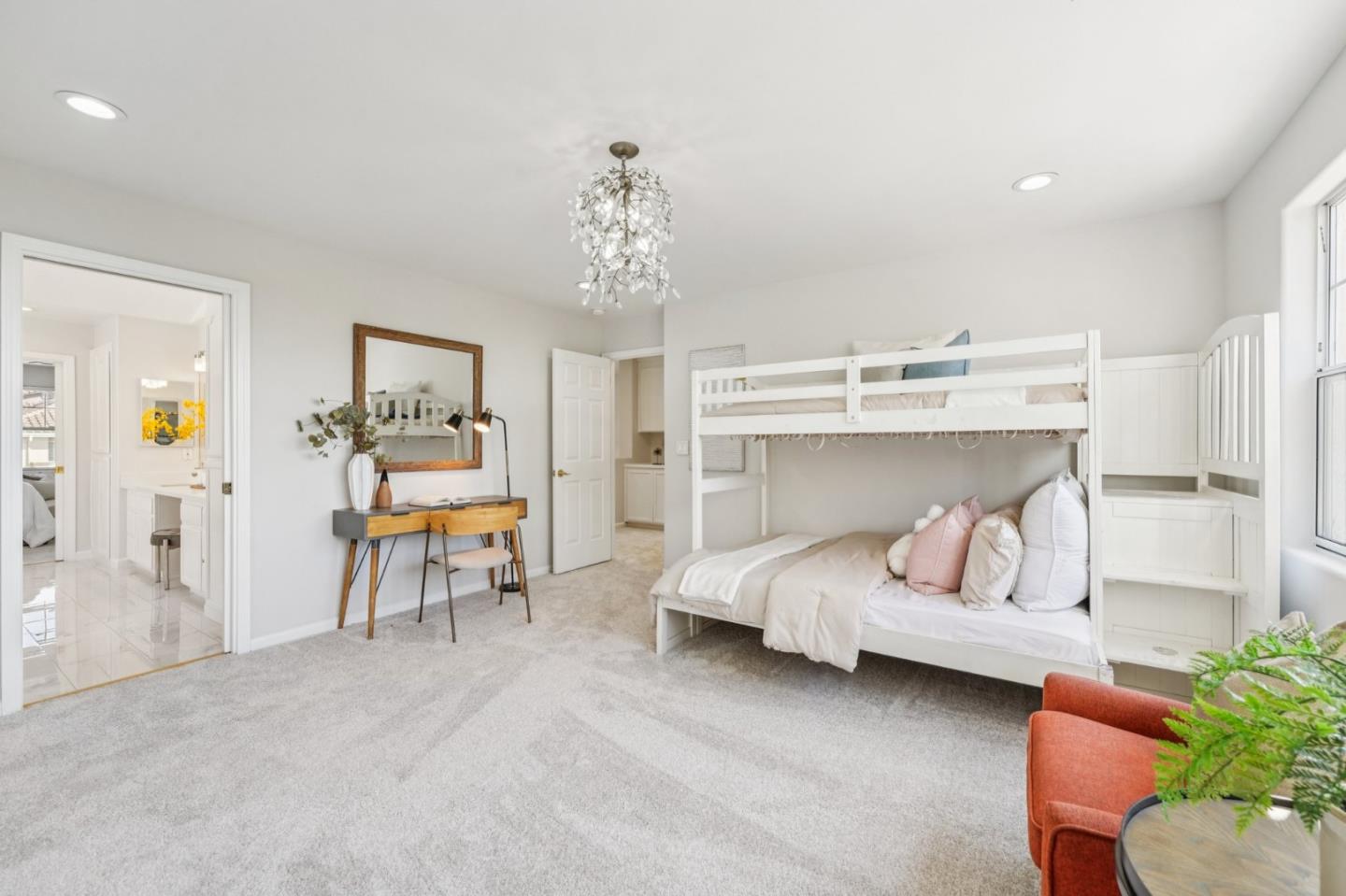 3789 Ashridge Lane