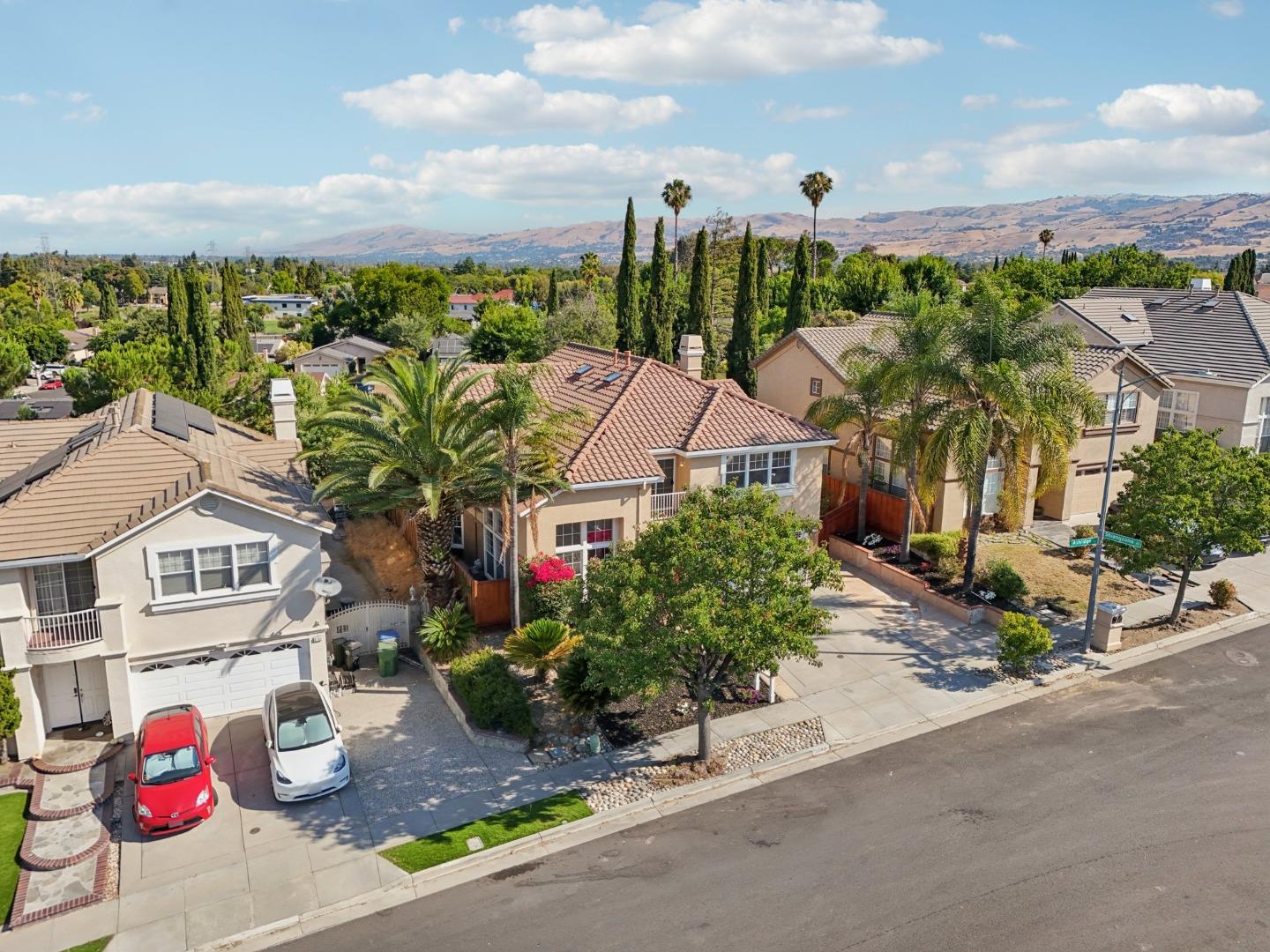 3789 Ashridge Lane