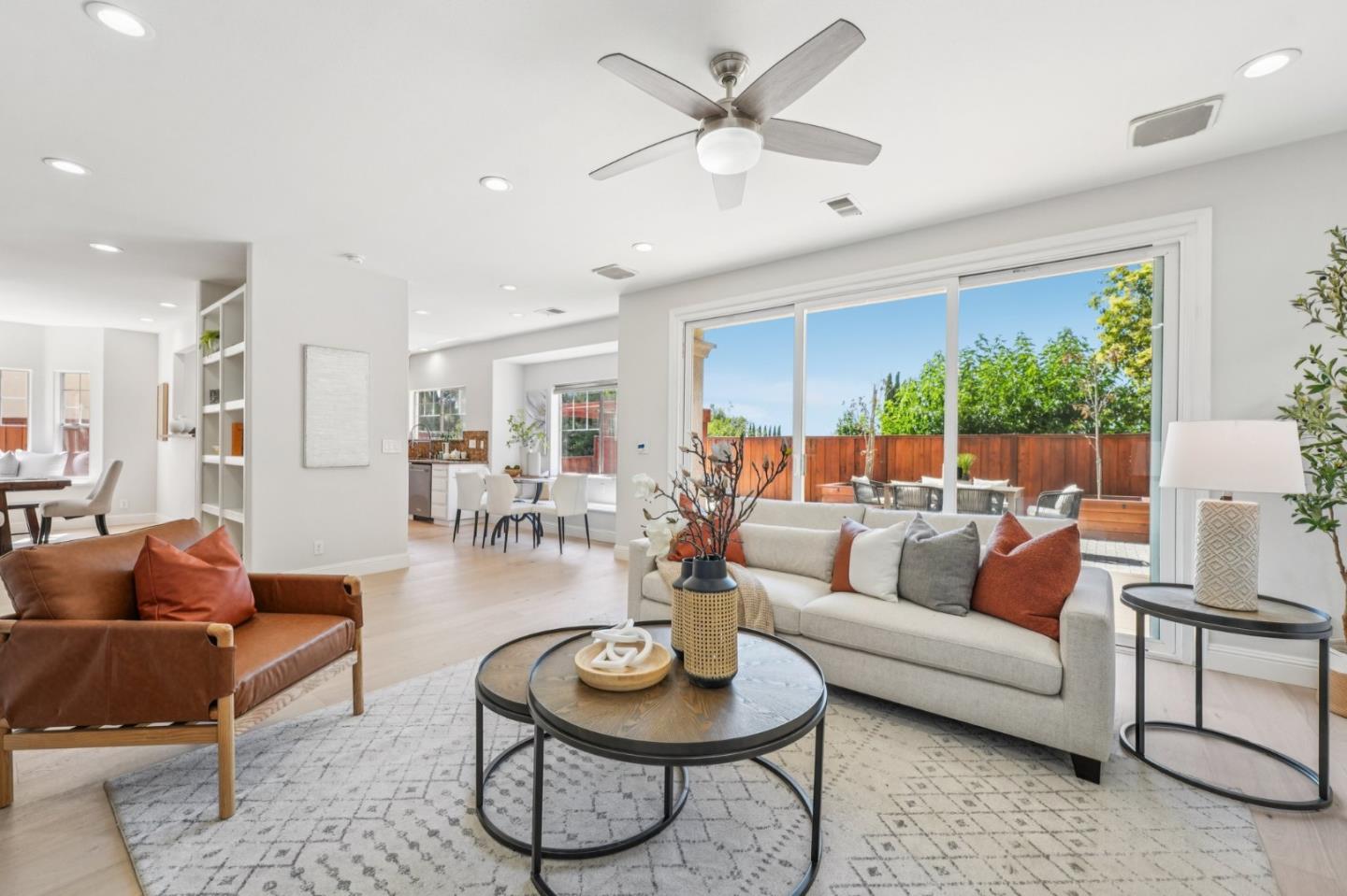 3789 Ashridge Lane