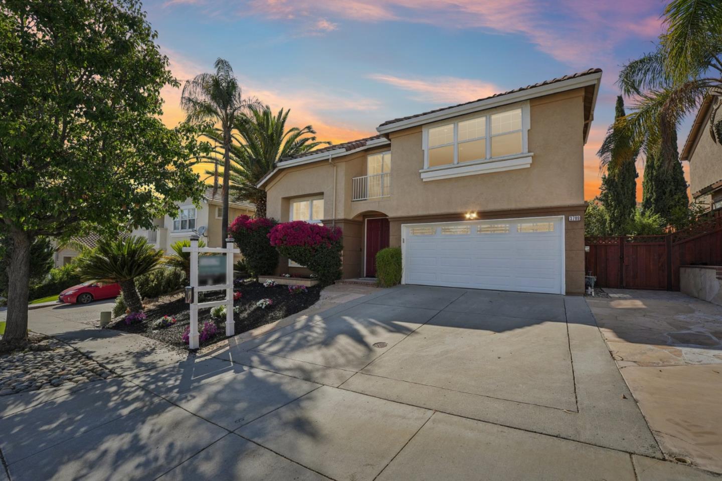 3789 Ashridge Lane