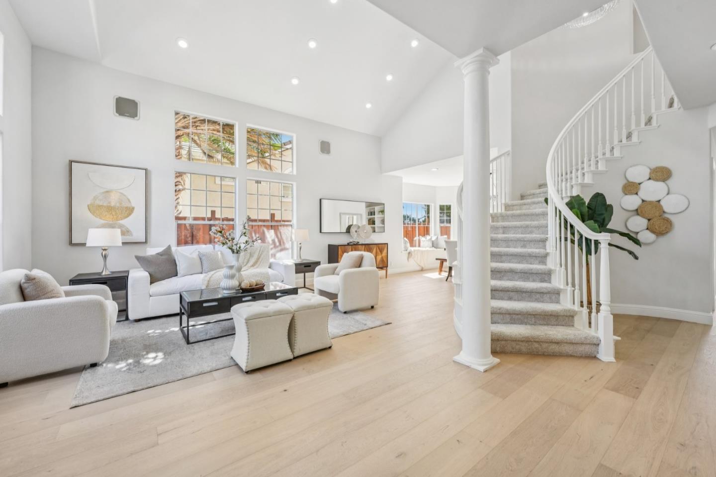 3789 Ashridge Lane
