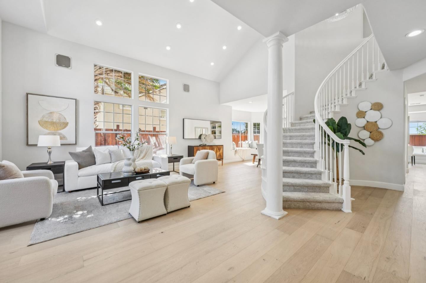 3789 Ashridge Lane