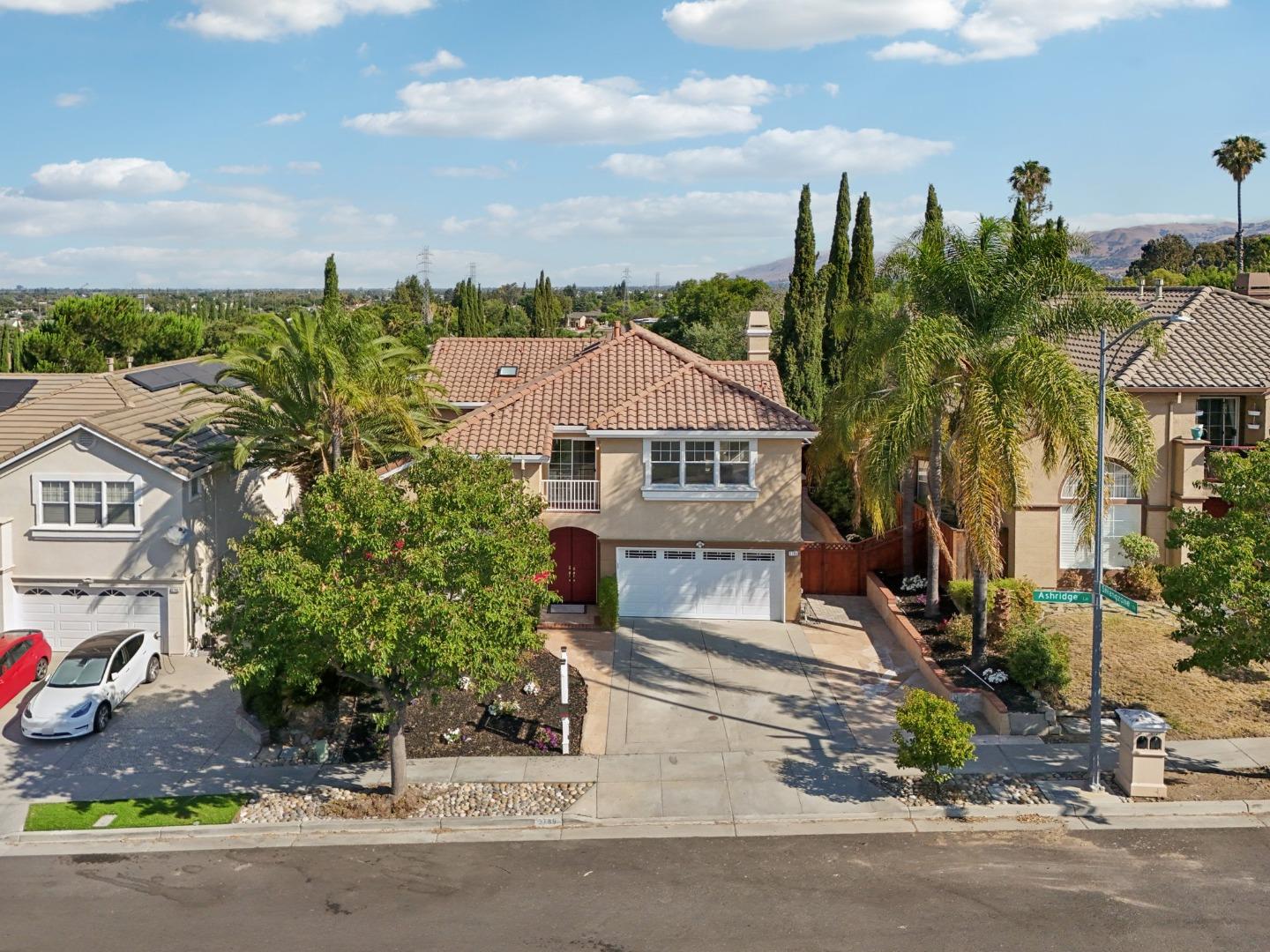 3789 Ashridge Lane