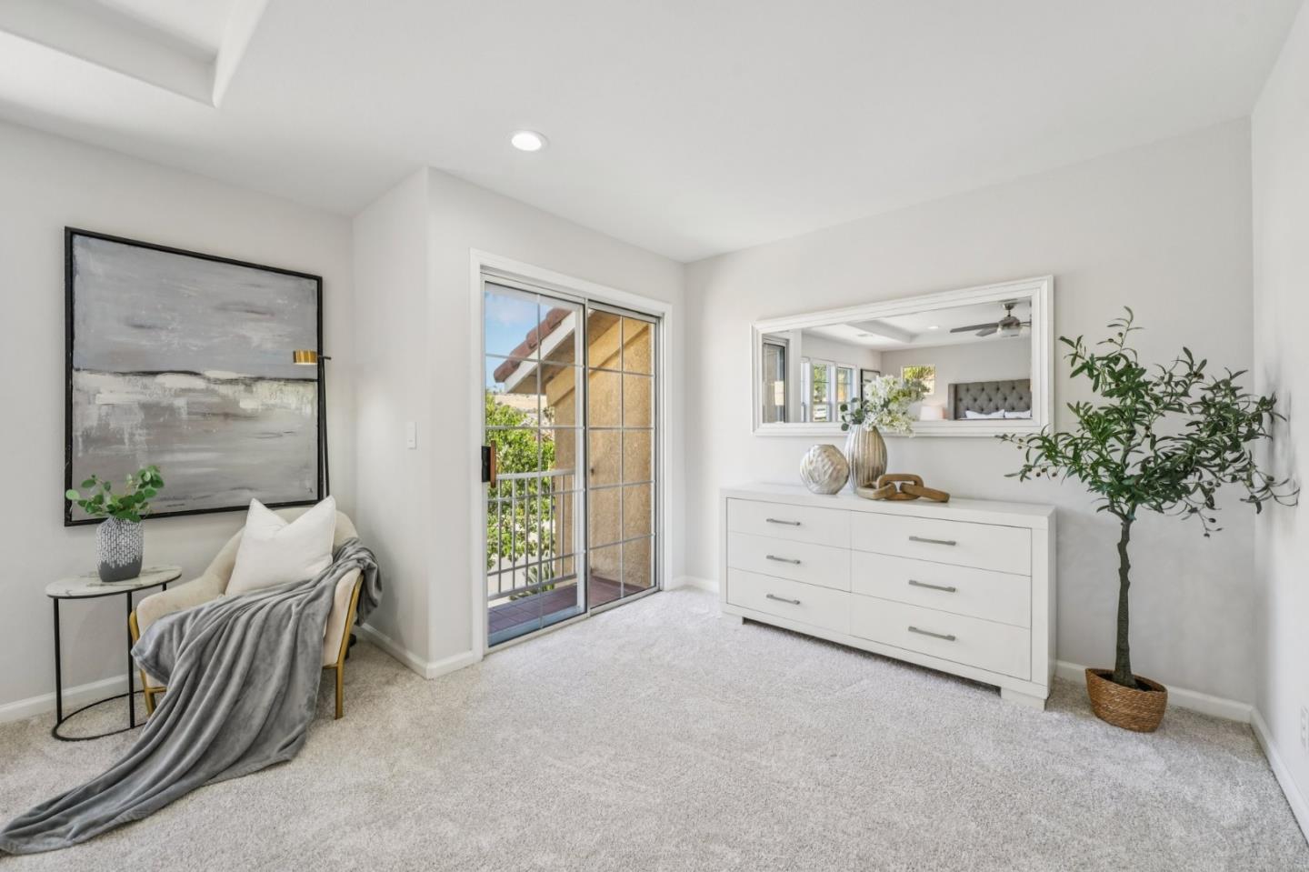 3789 Ashridge Lane
