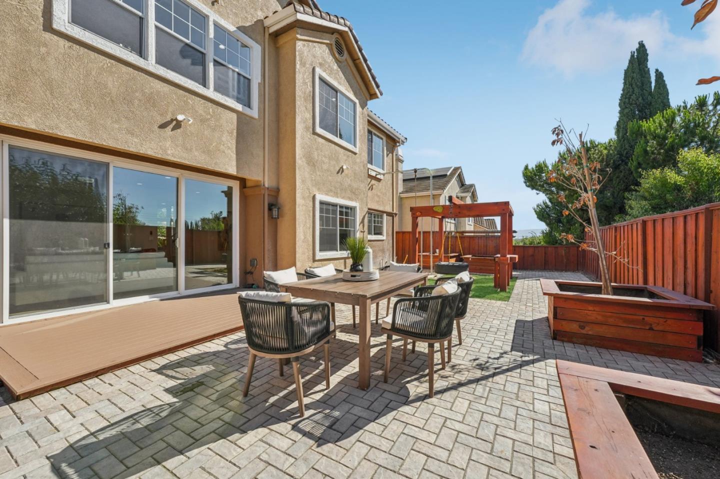 3789 Ashridge Lane