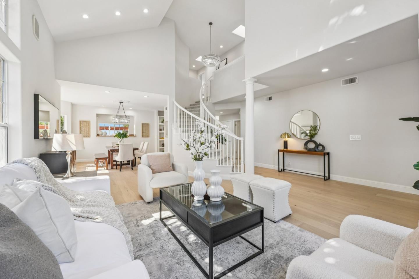 3789 Ashridge Lane