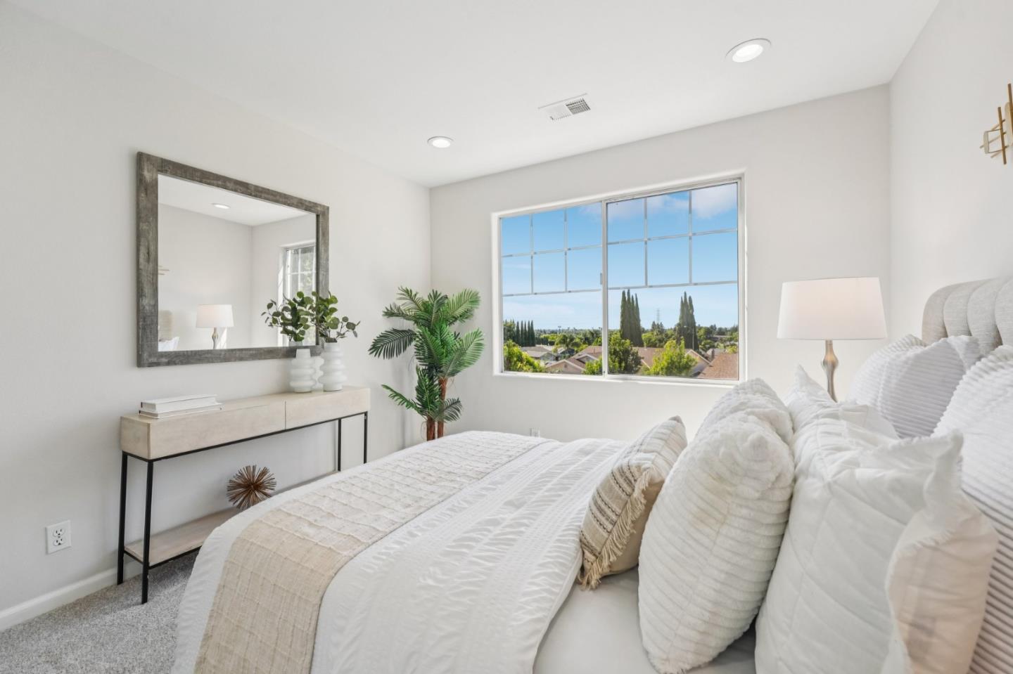 3789 Ashridge Lane