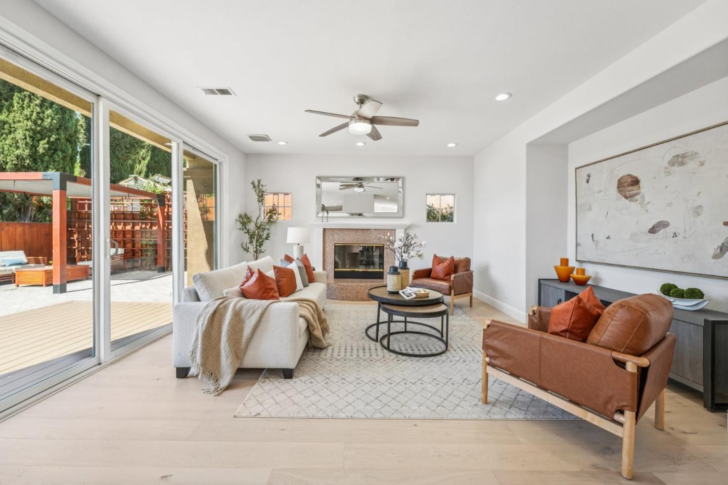 3789 Ashridge Lane