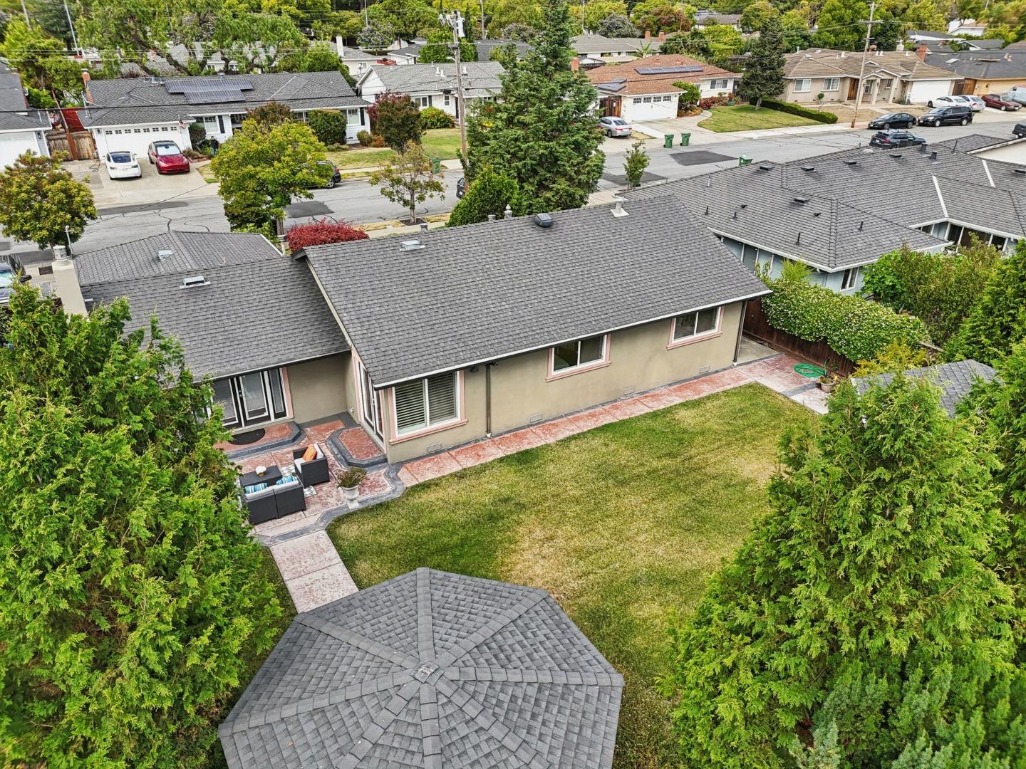 37987 Alta Drive