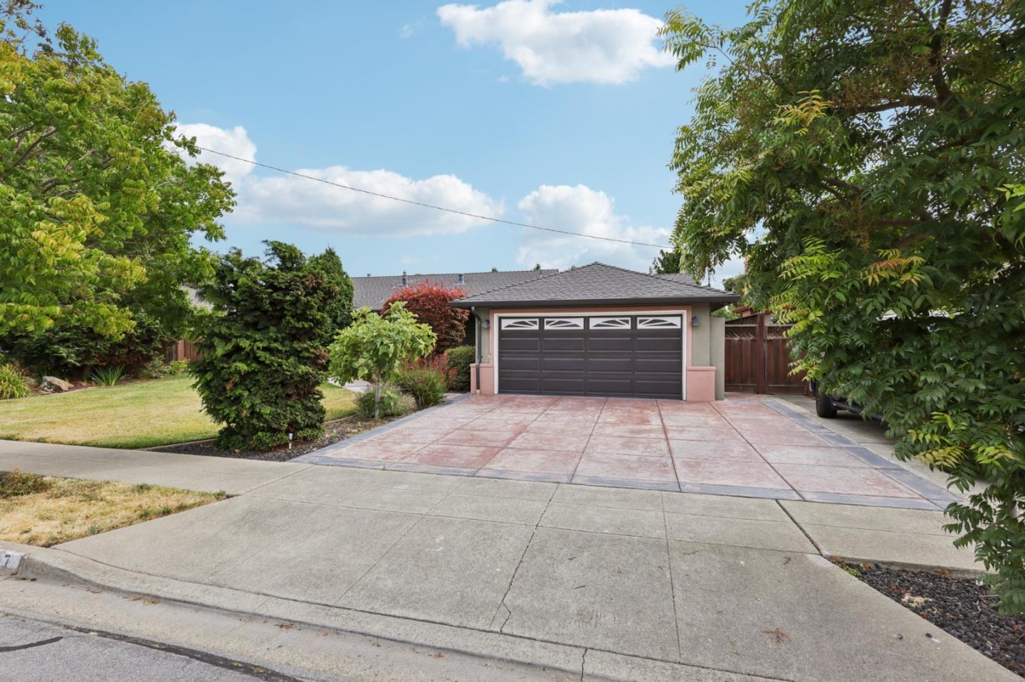 37987 Alta Drive