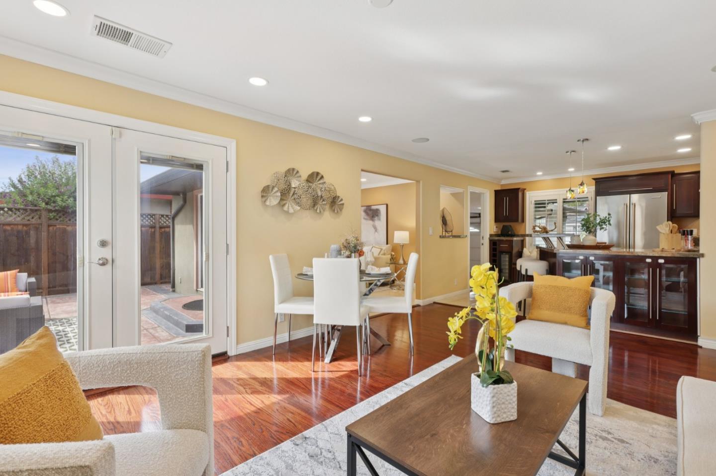 37987 Alta Drive
