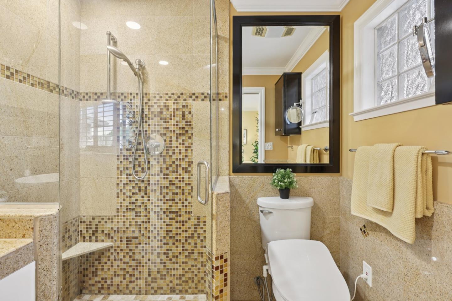 37987 Alta Drive