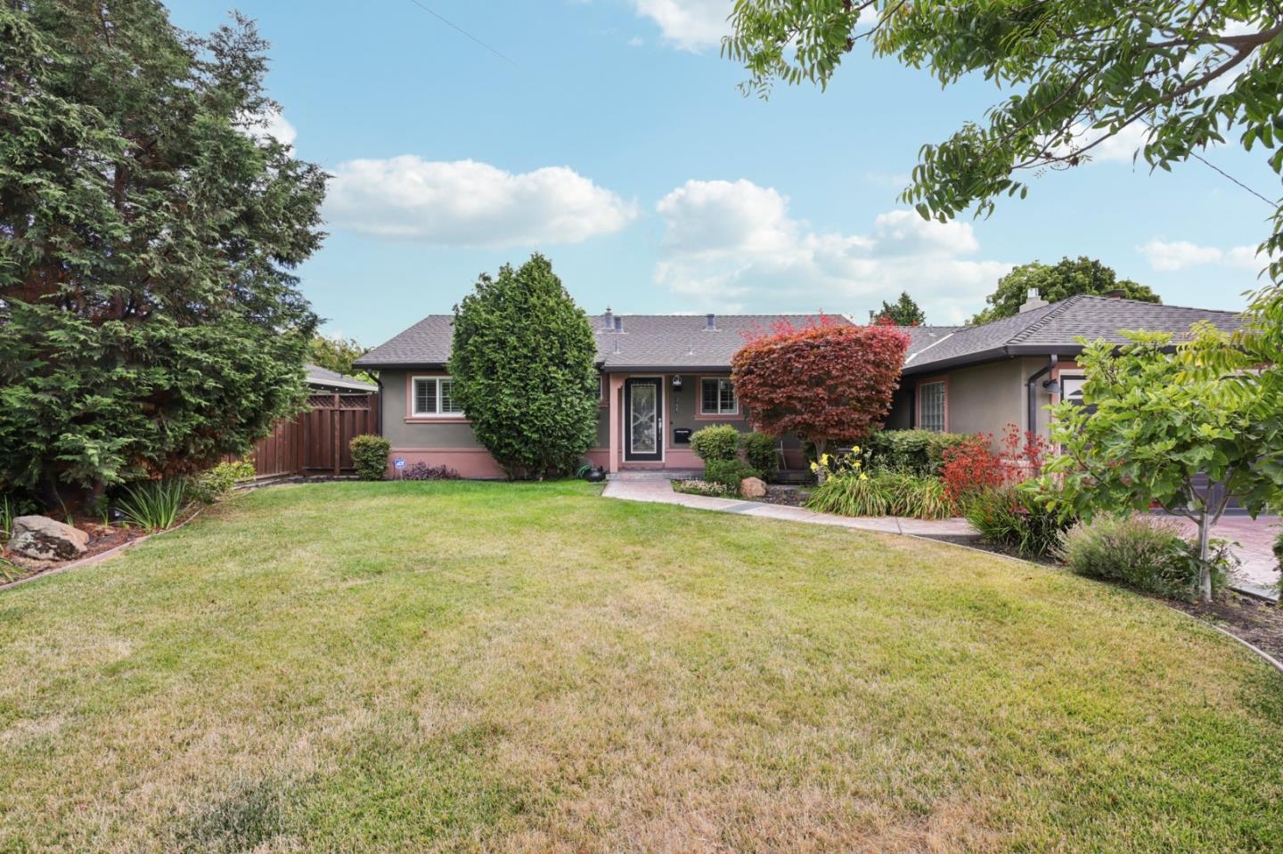 37987 Alta Drive