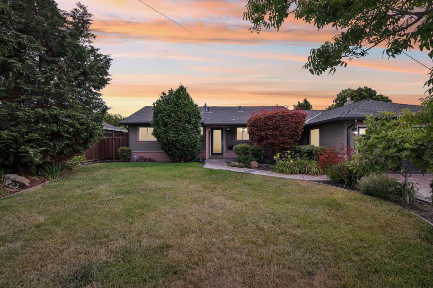 37987 Alta Drive