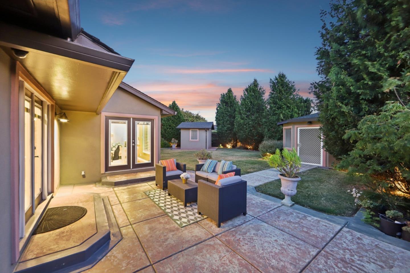 37987 Alta Drive