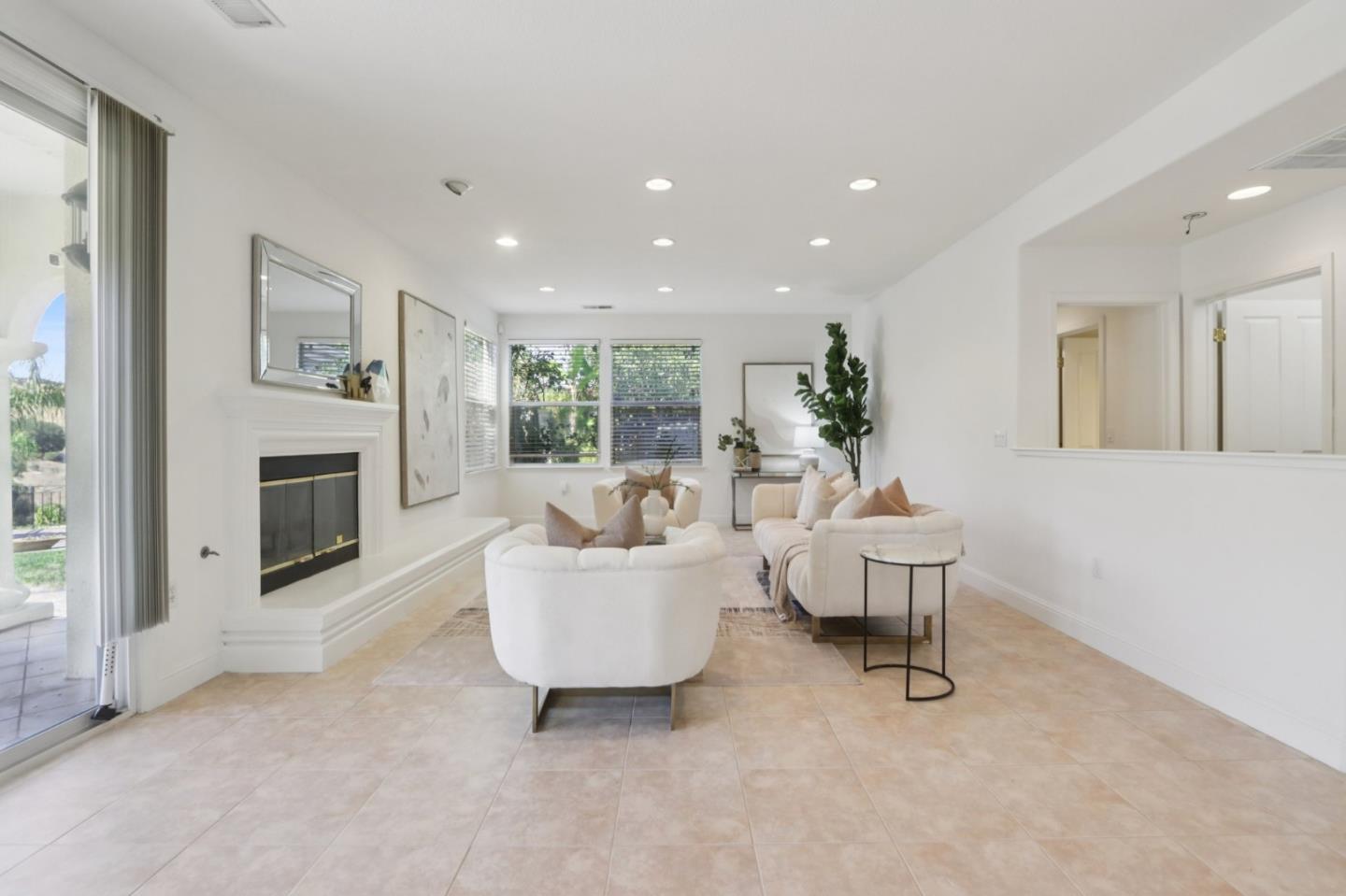 2180 Bellington Court