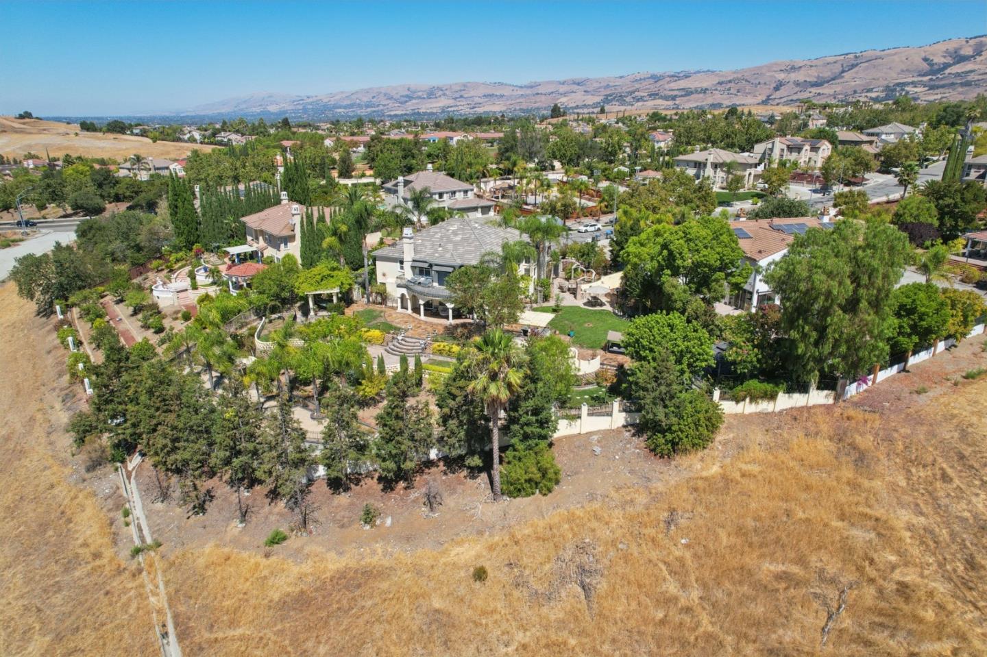 2180 Bellington Court