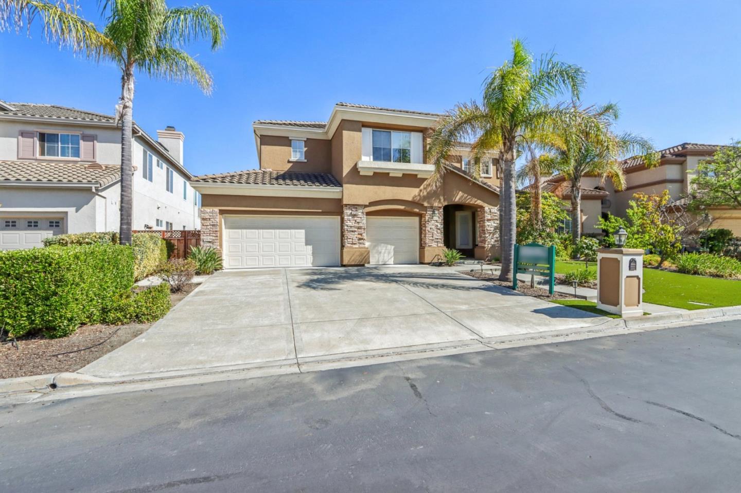 5254 Grosseto Court