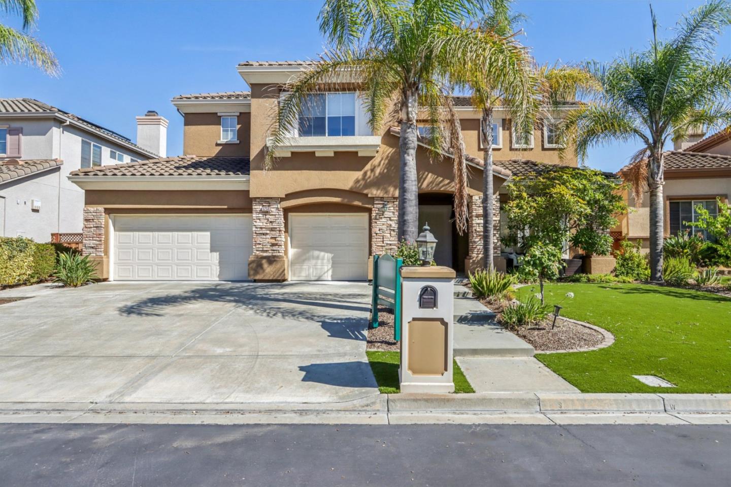 5254 Grosseto Court