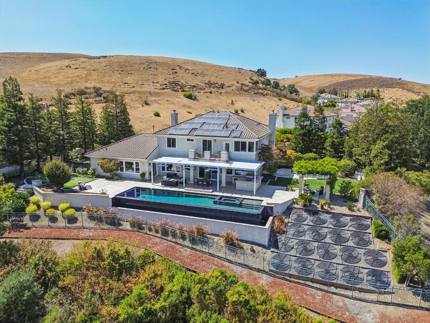 5142 Eastbourne Drive