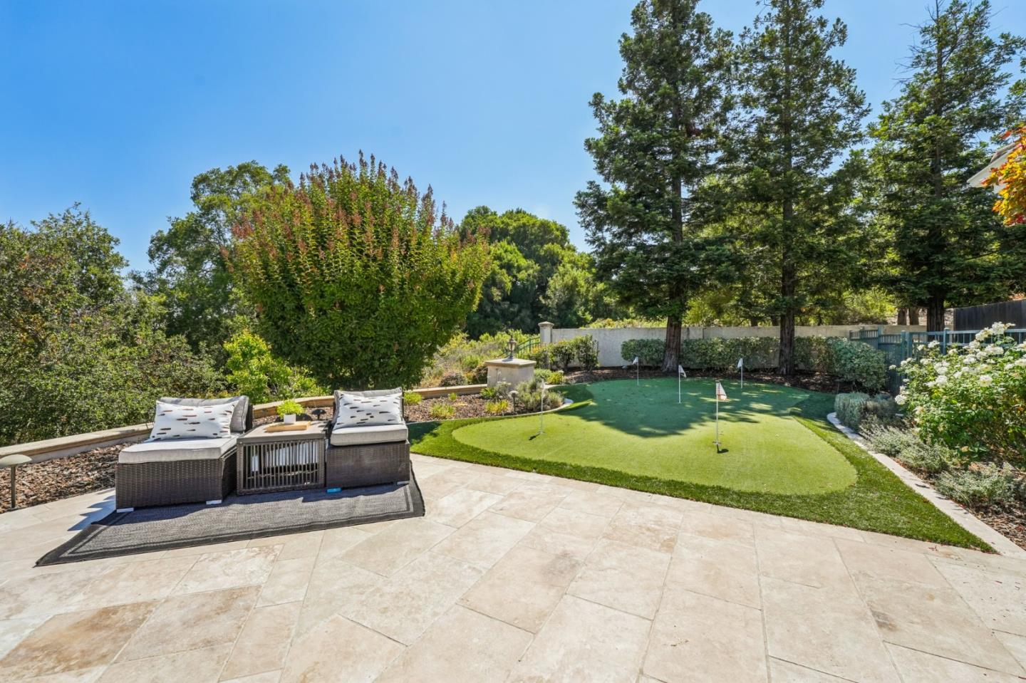 5142 Eastbourne Drive