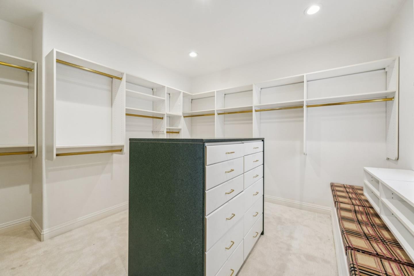 5142 Eastbourne Drive