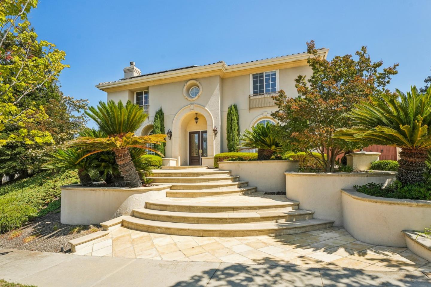 5142 Eastbourne Drive