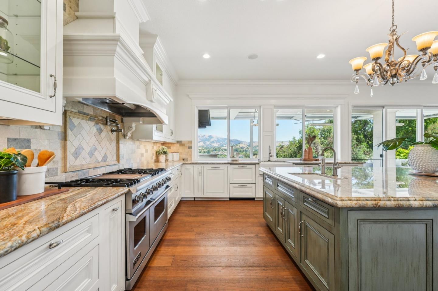 5142 Eastbourne Drive