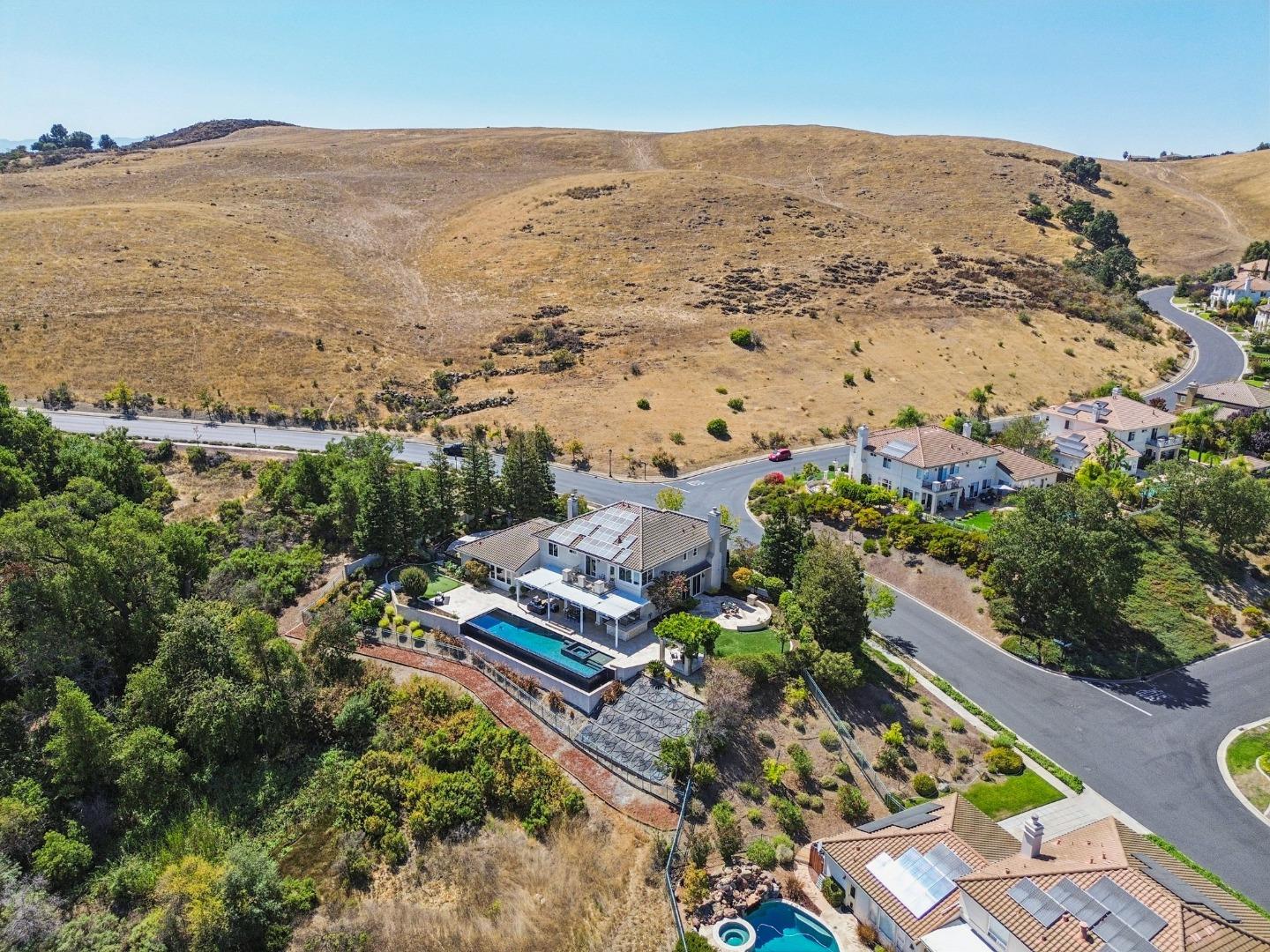 5142 Eastbourne Drive