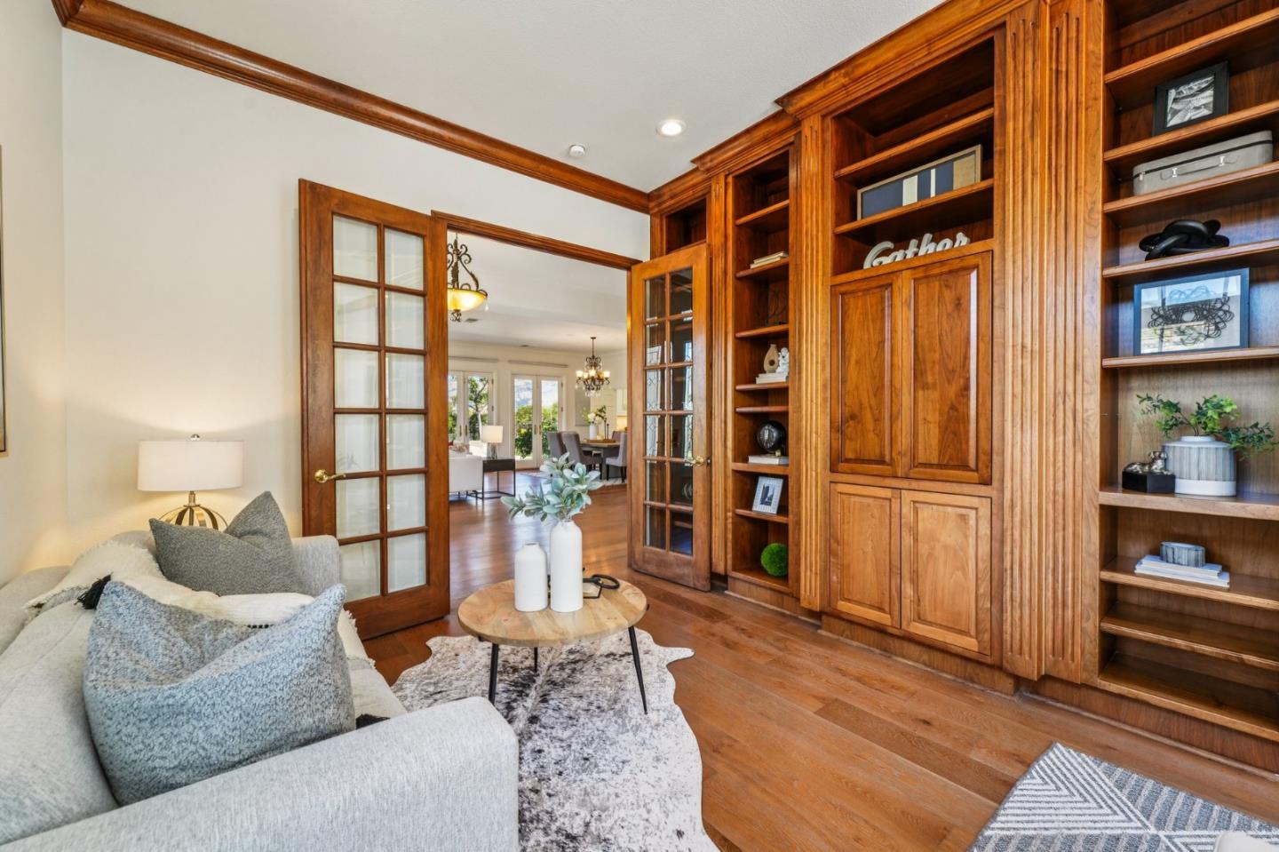 5142 Eastbourne Drive