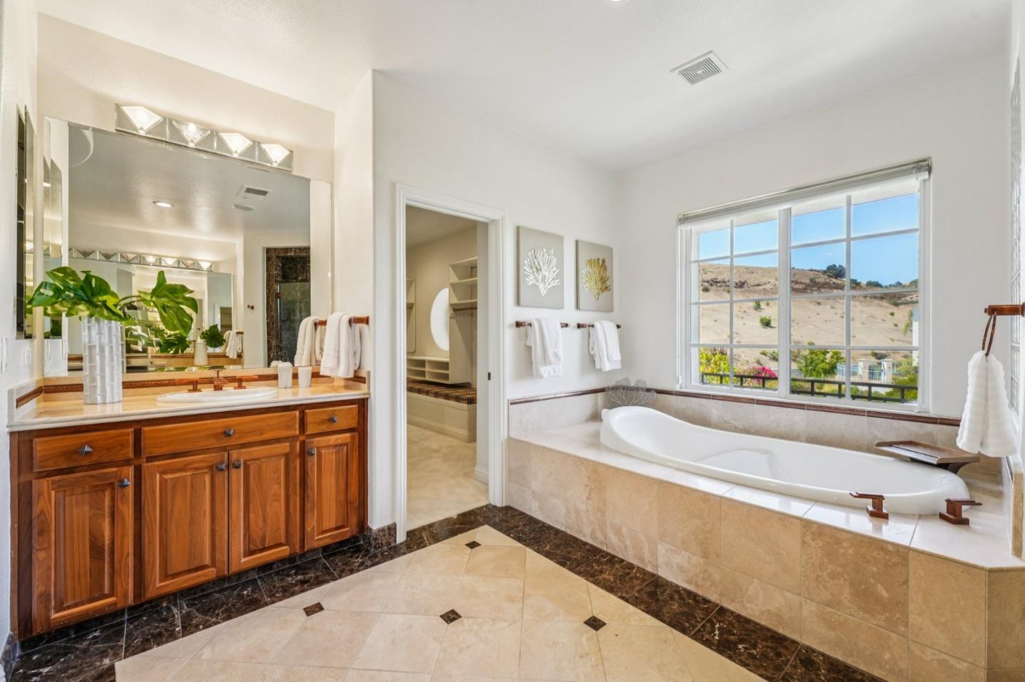 5142 Eastbourne Drive