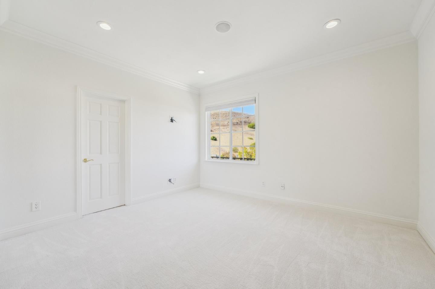 5142 Eastbourne Drive