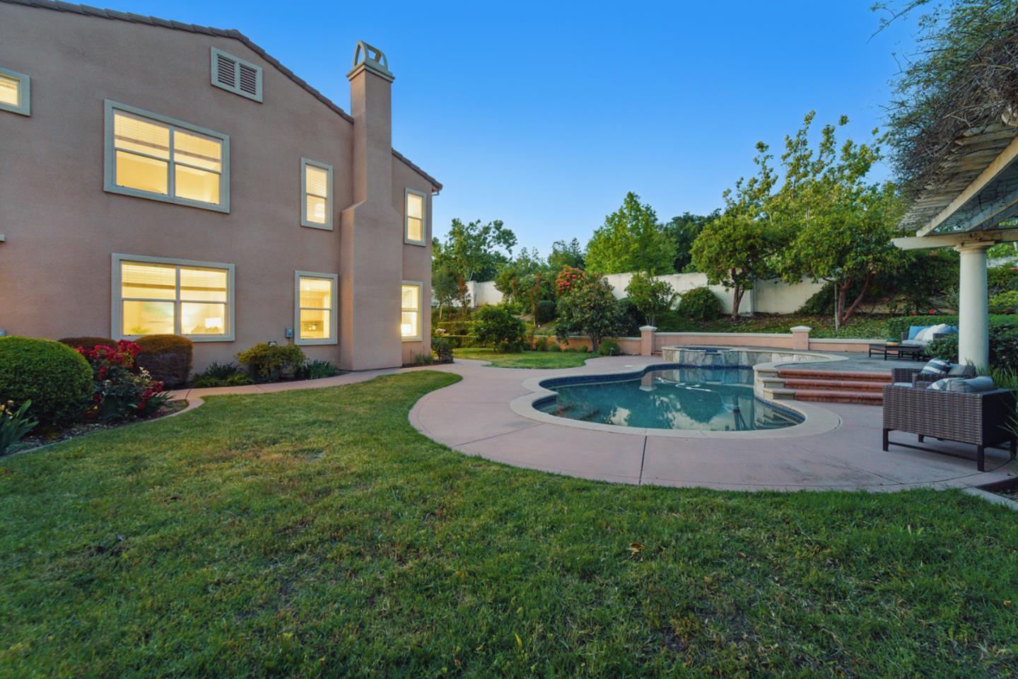 4769 Whitetail Lane