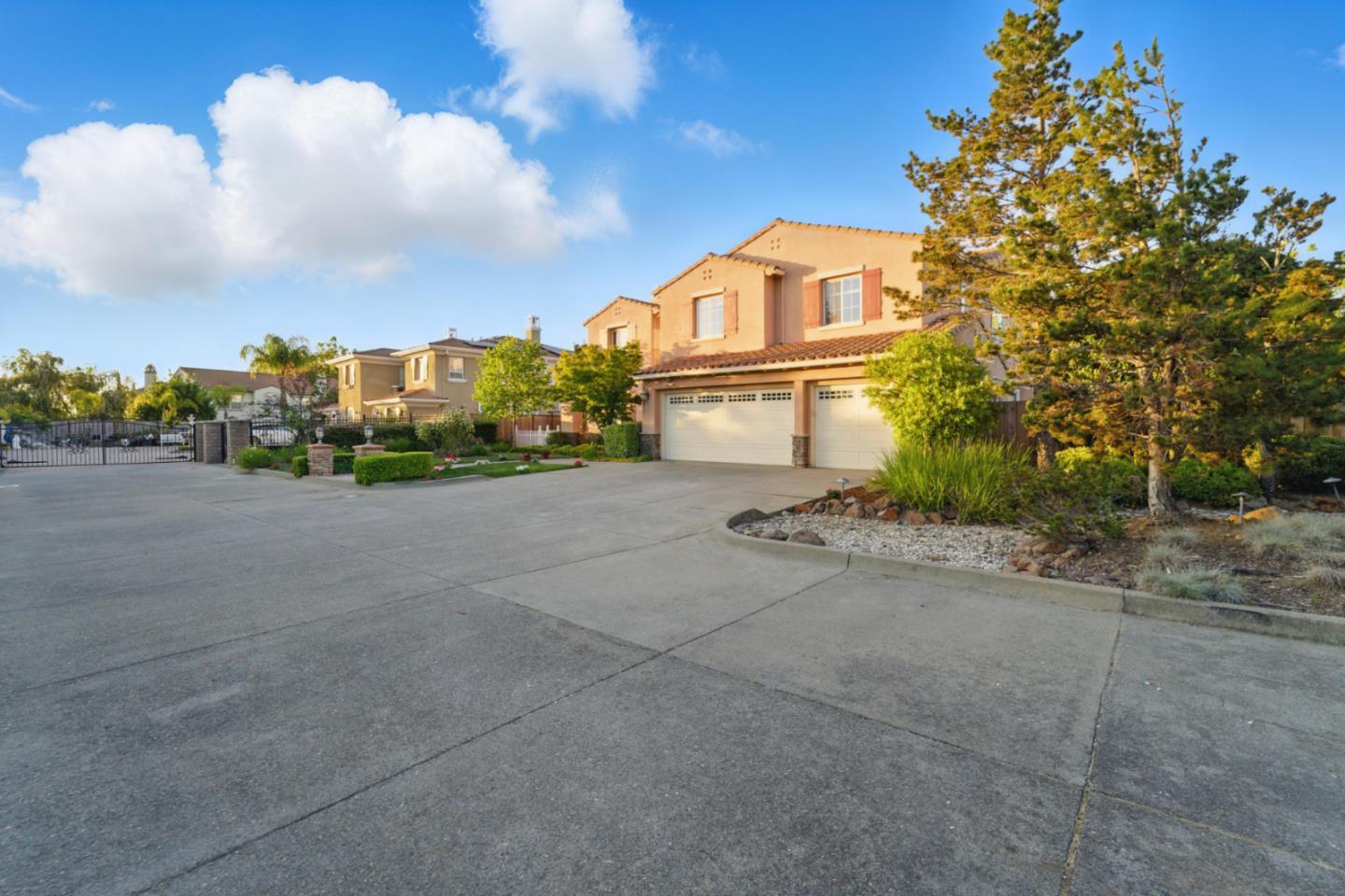 4769 Whitetail Lane