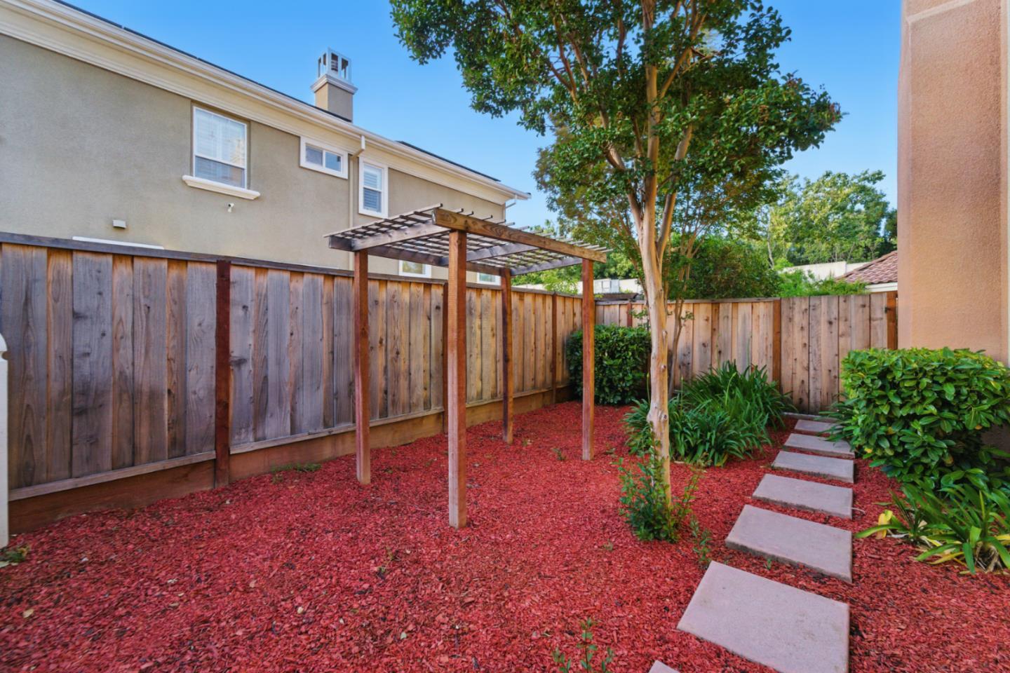 4769 Whitetail Lane