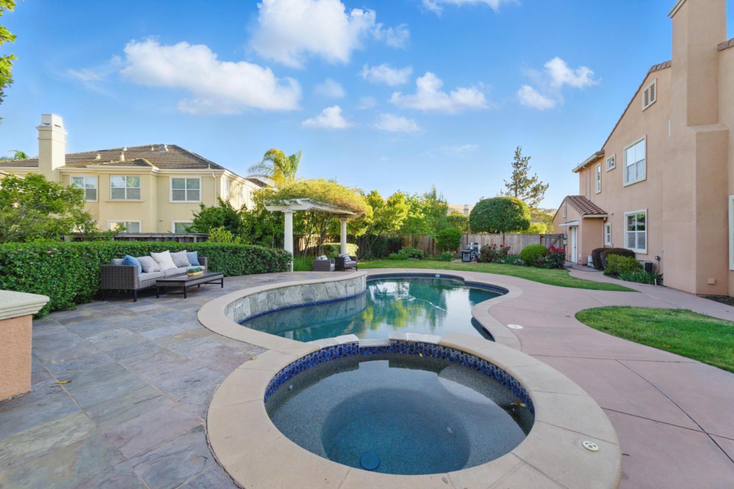 4769 Whitetail Lane