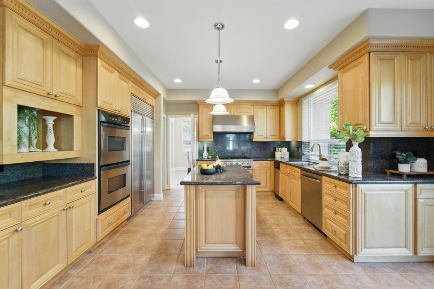 4769 Whitetail Lane