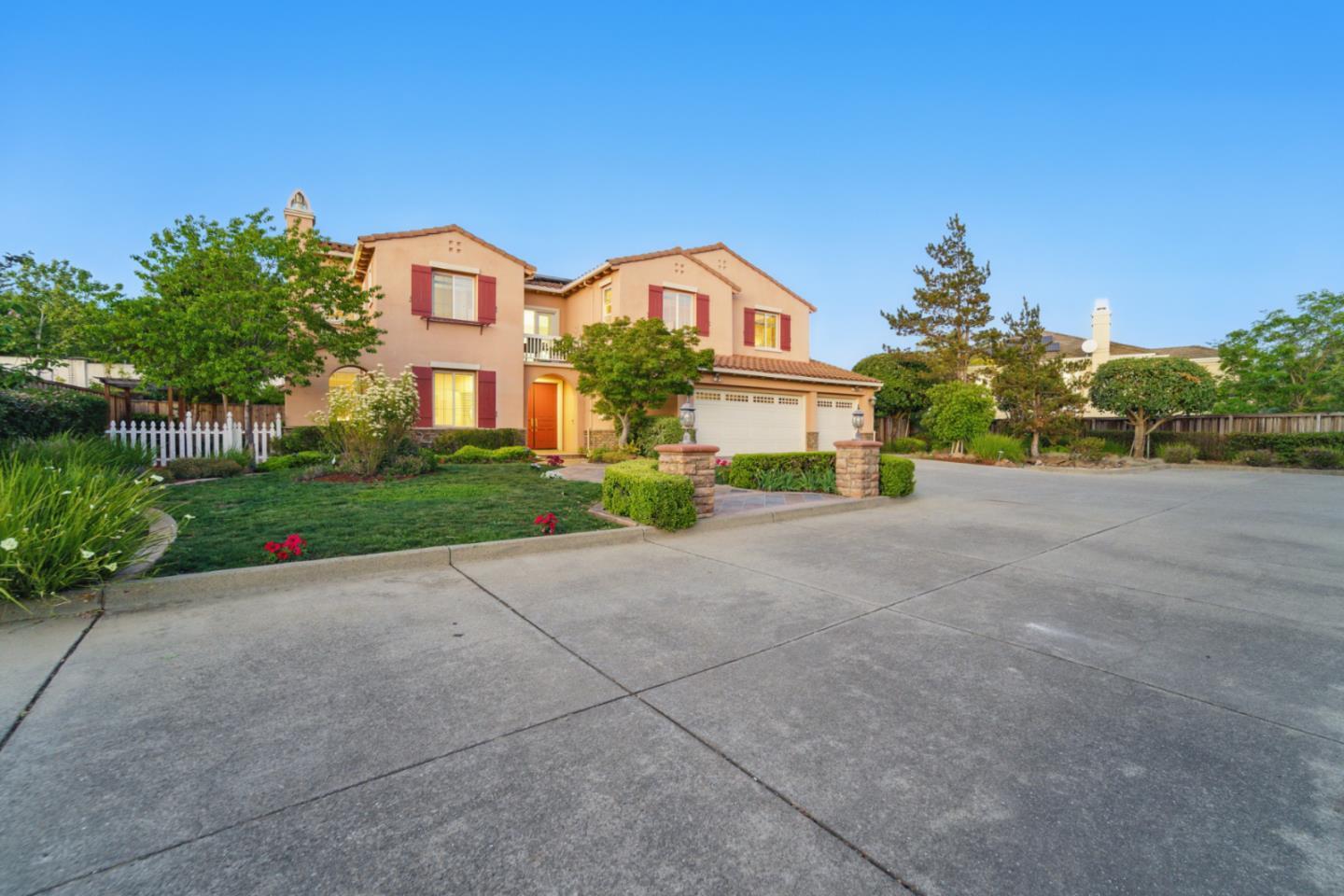 4769 Whitetail Lane