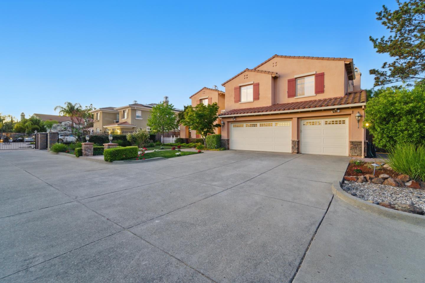 4769 Whitetail Lane