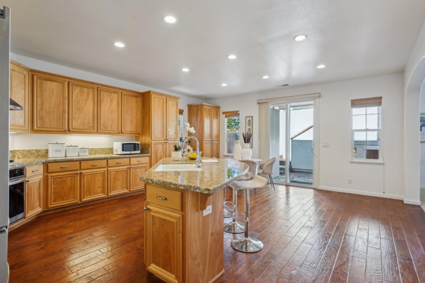 4121 Horizon Lane