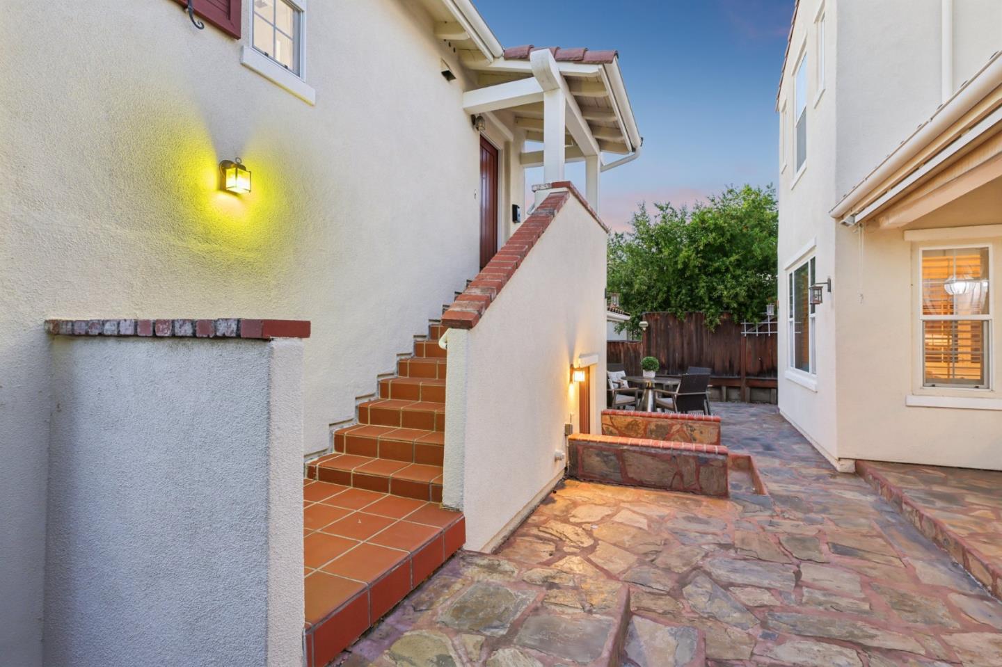 4121 Horizon Lane