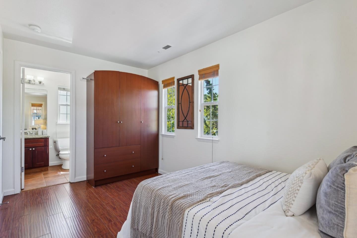4121 Horizon Lane