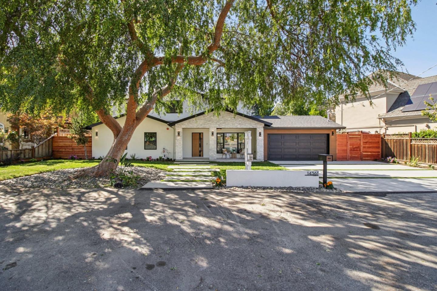 14361 Lenray Lane