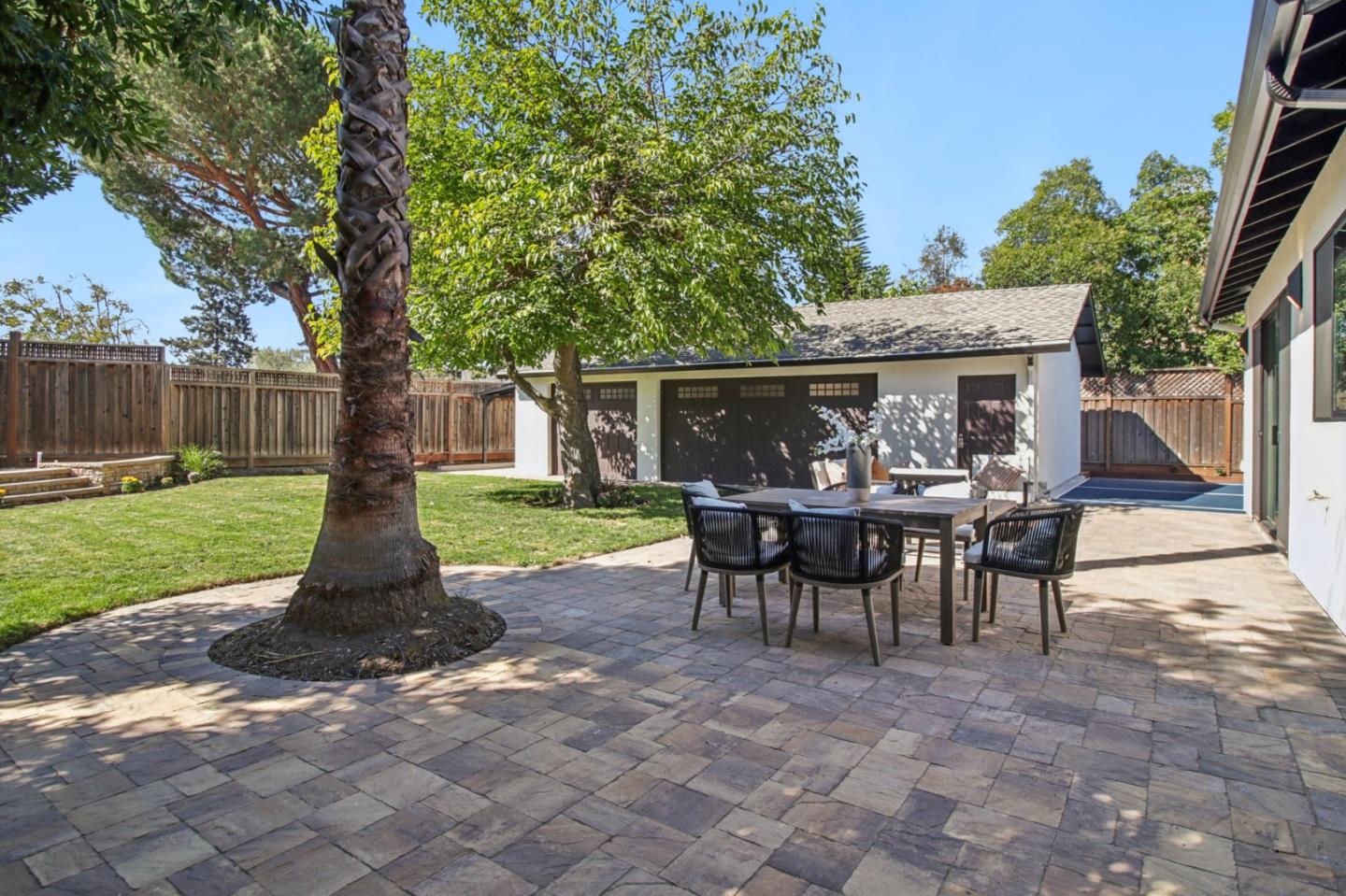 14361 Lenray Lane