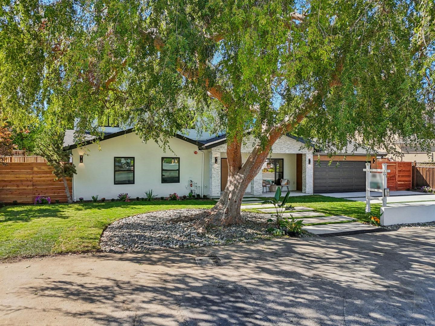 14361 Lenray Lane