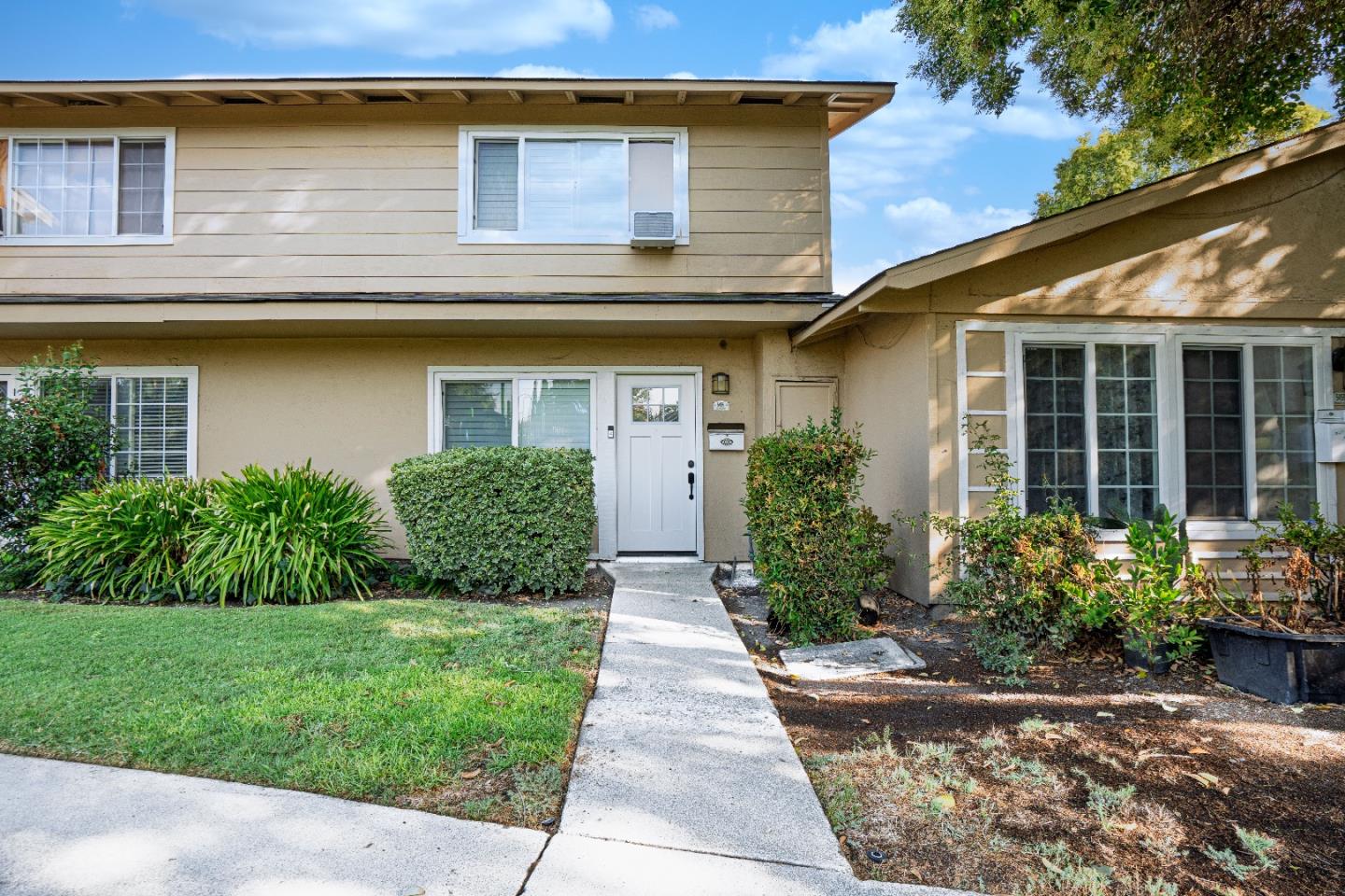 5455 Don Mateo CT