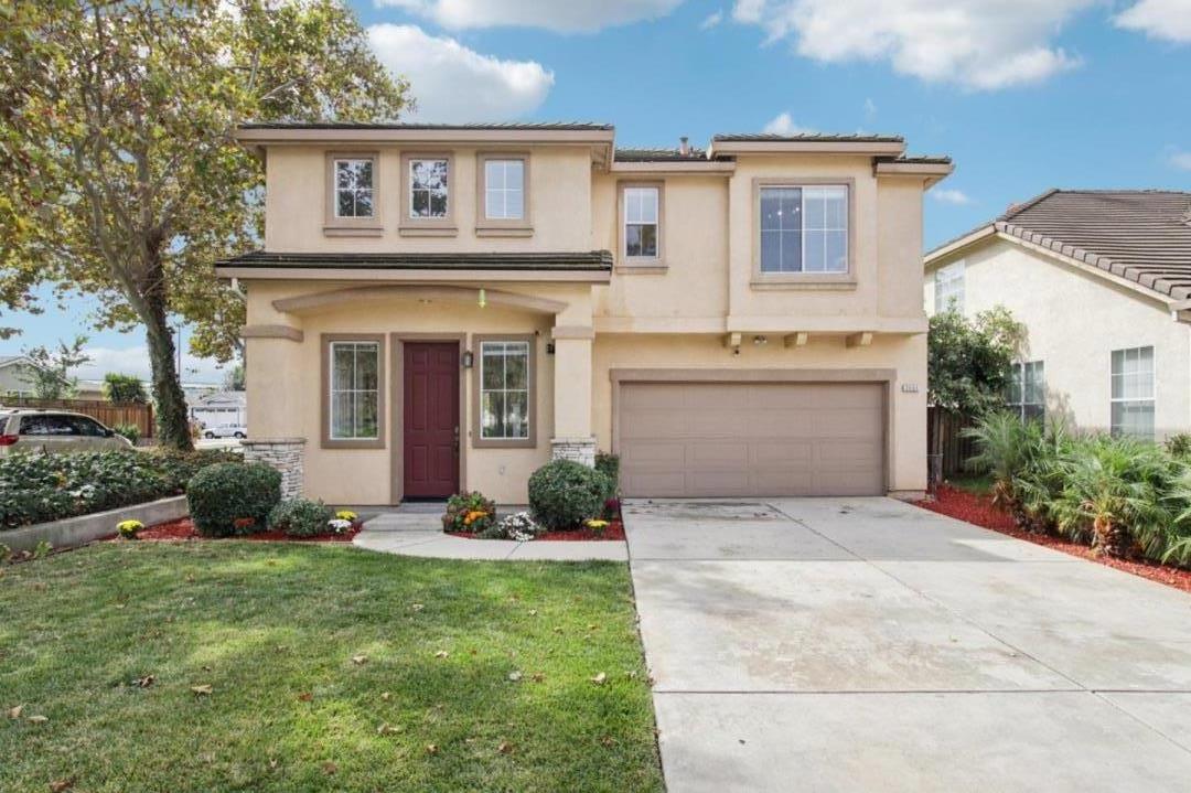 3699 Cedar Knoll Court