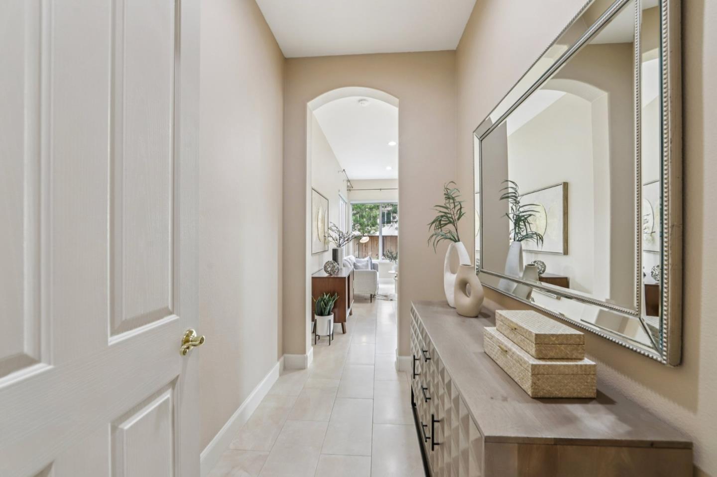 5333 Laurel Canyon Drive